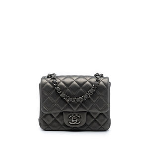 Pre-Loved Chanel Mini Square Classic Lambskin Single Flap